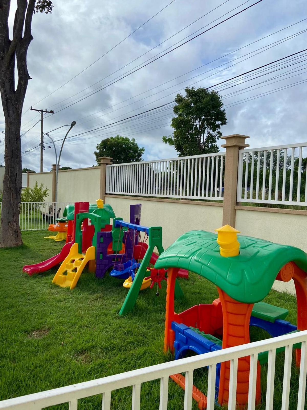 Casa Em Fechado